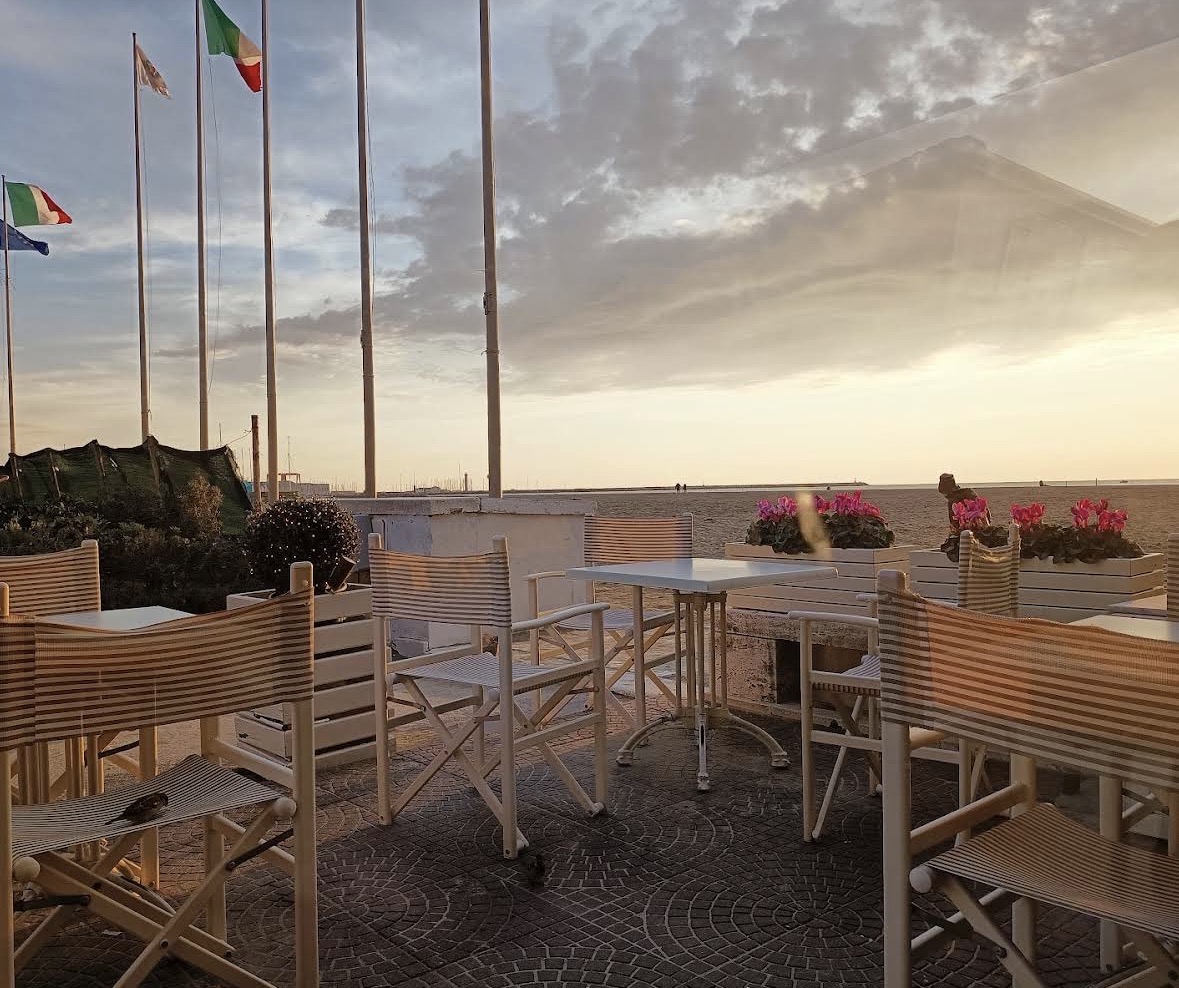 Terrazza panoramica affacciata sul lungomare